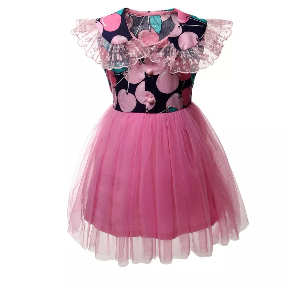 New beautiful little girls dress 👗